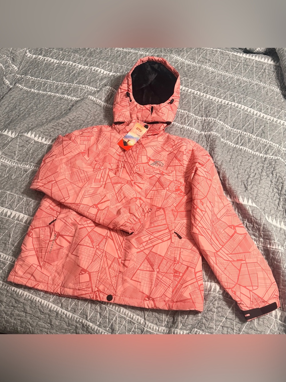 OTU Women’s Lightweight Waterproof Hooded Rain Outdoor Jacket |Size XL | NWT |G2